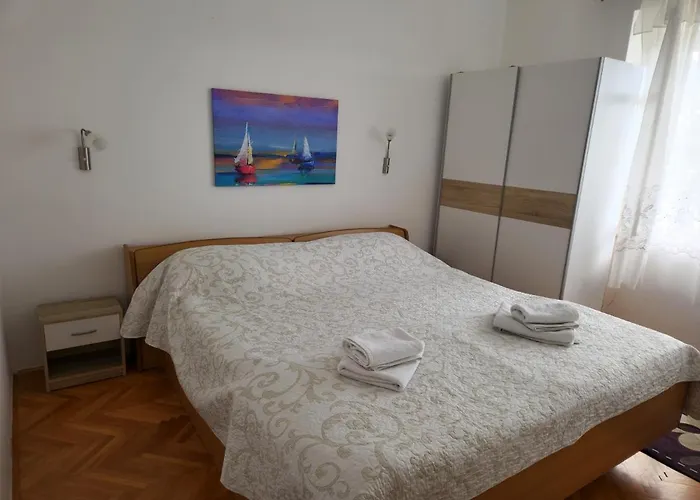 Branka ゲストハウス Barbat na Rabu